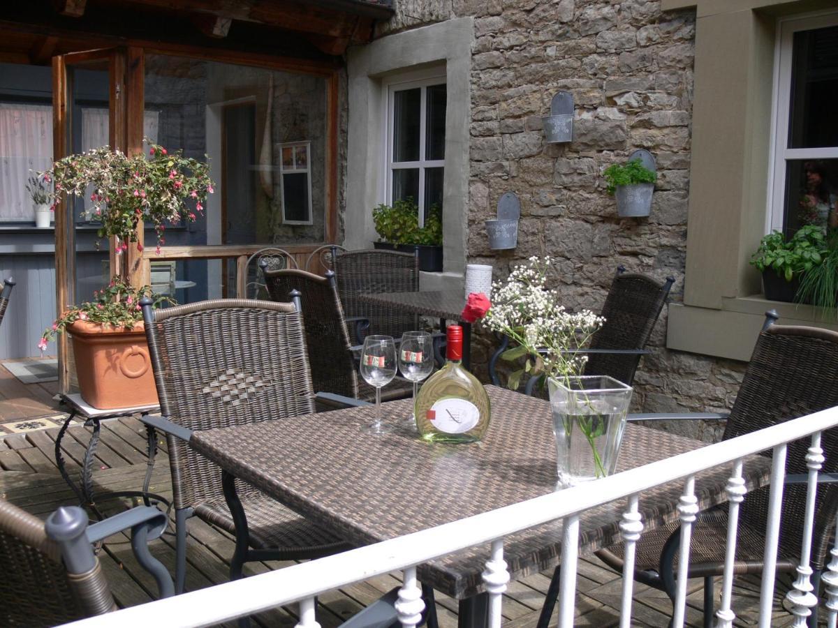 Goldgemaeuer Appartements Ochsenfurt Exterior foto